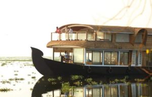 House Boats in Alleppey | Kerala | Houseboat Rates